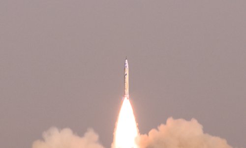 The OS-X rocket, Chongqing Liangjiang Star, China's first privately designed commercial rocket, blasts off from its launch pad in Inner Mongolia Autonomous Region on May 17. (Photo/Courtesy of OneSpace Technology)