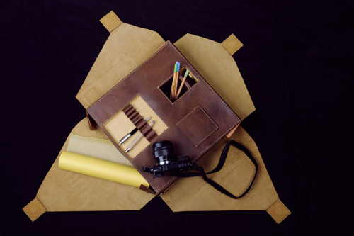 Qi Short-term travel bag from Cao Xiaoxin [Provided by Today Art Museum]